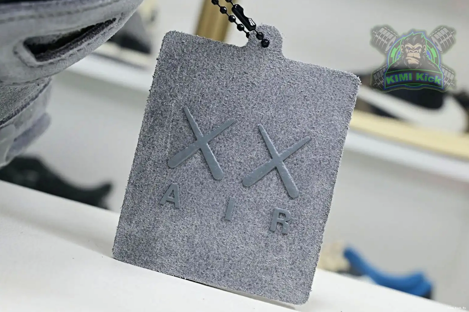Kimikick Air retro kaws 4 Jordan Jordan 0818